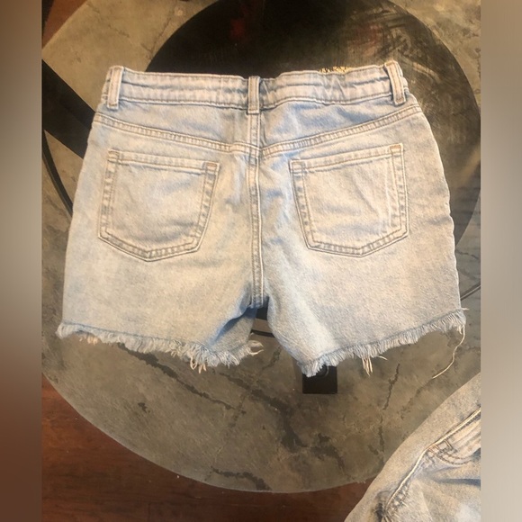 2 Pair Cat & Jack Light Blue Frayed Jean Shorts in great cond size girls XL (14) - Picture 5 of 9